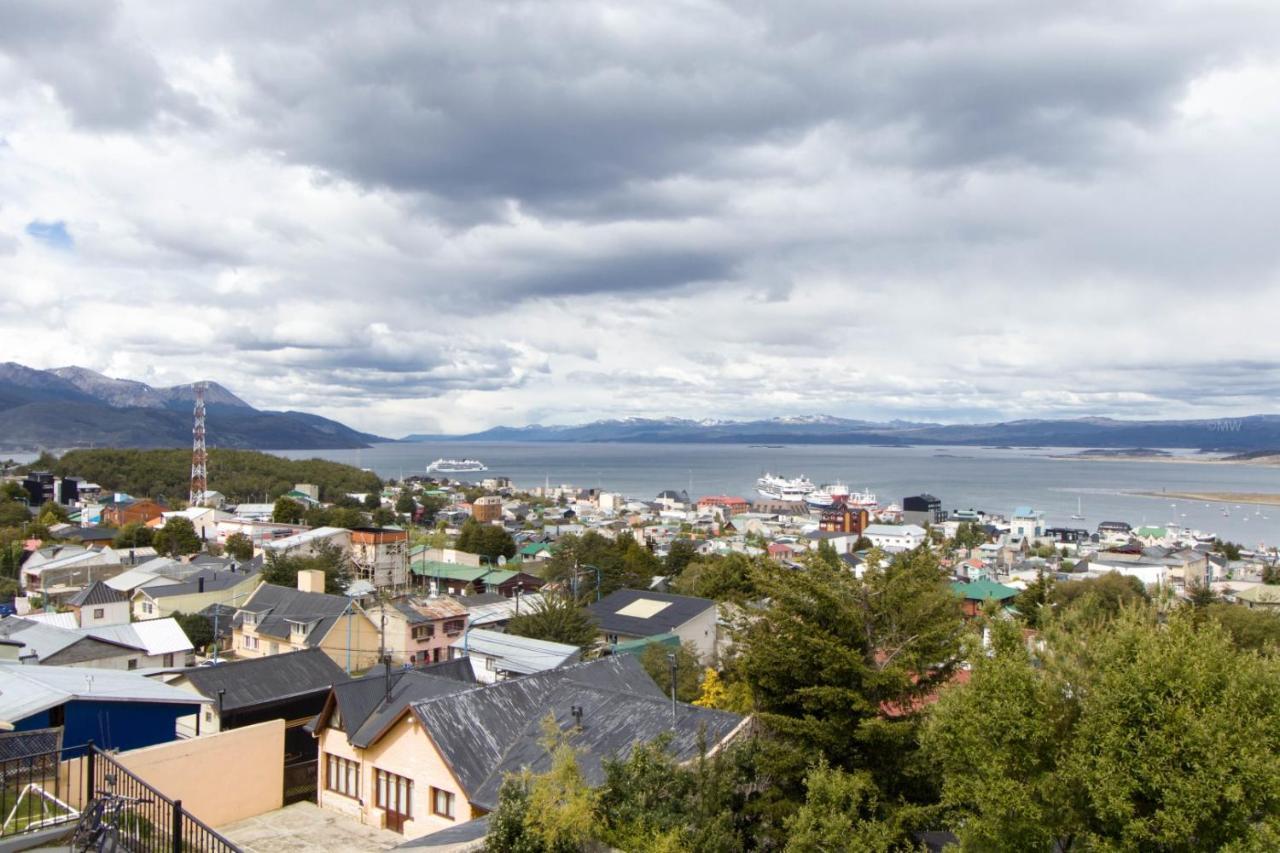 Gray Fox Apartments Alem Ushuaia Esterno foto
